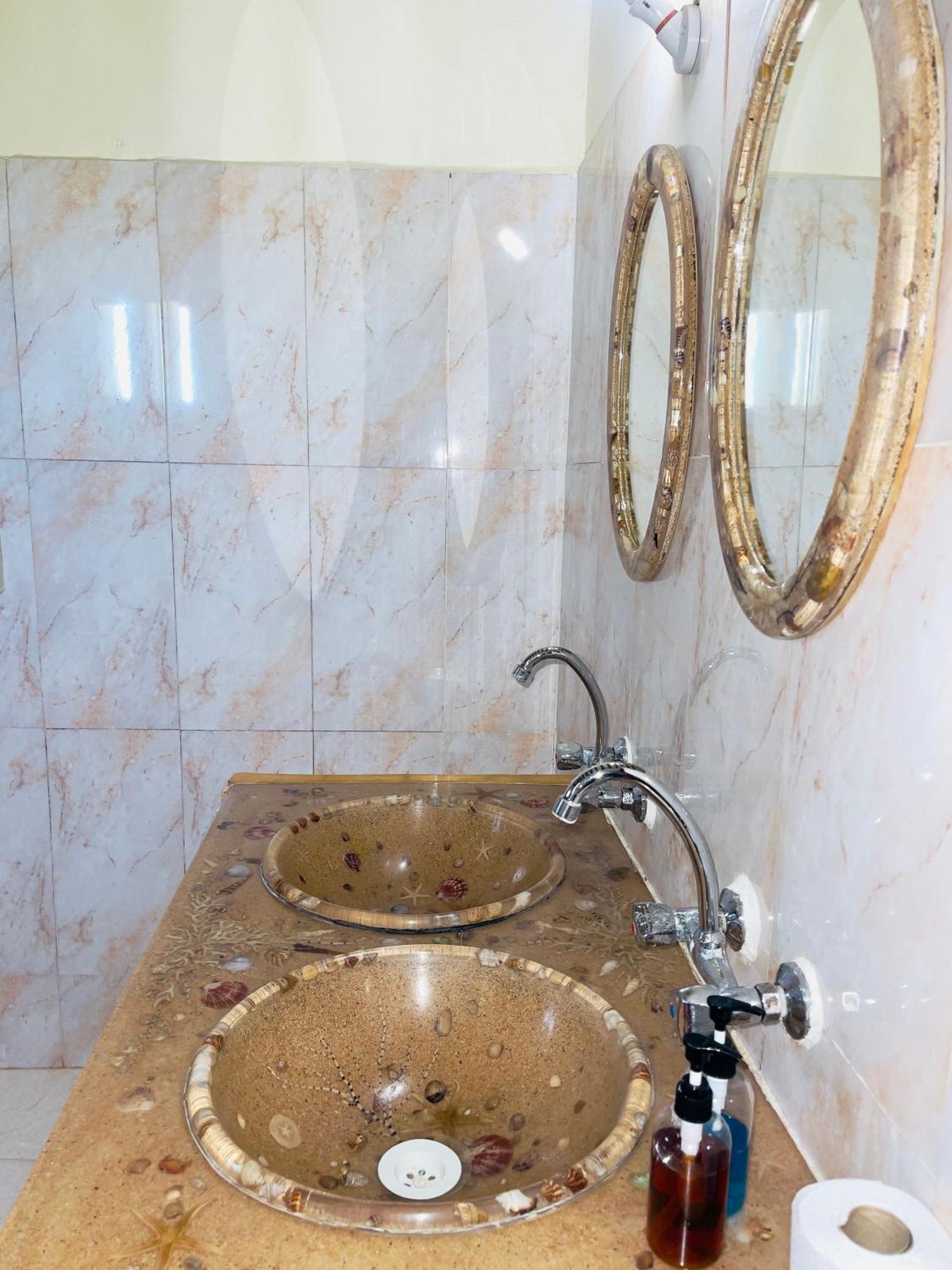 Shiban House Apartment Shela Luaran gambar