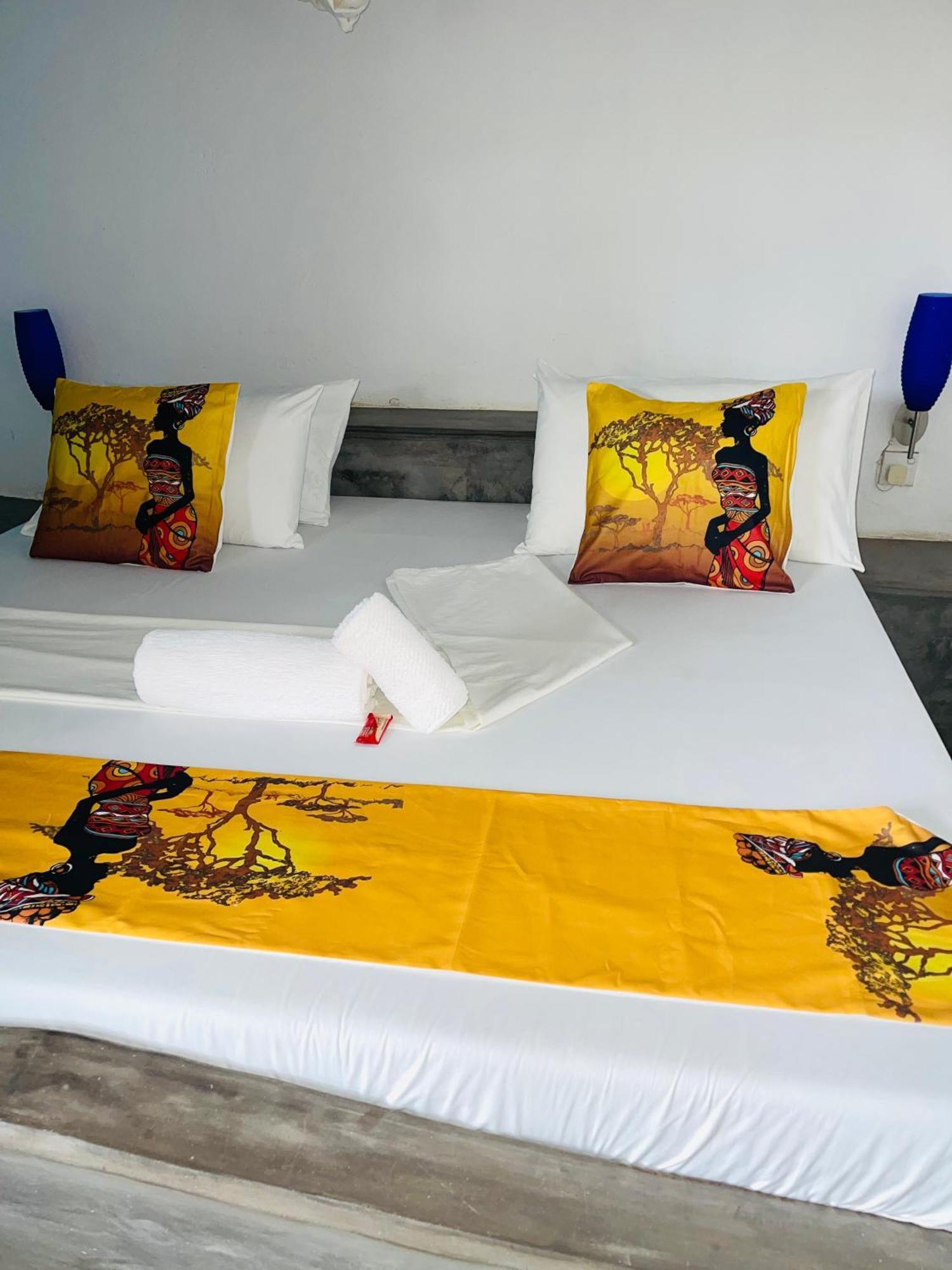 Shiban House Apartment Shela Luaran gambar